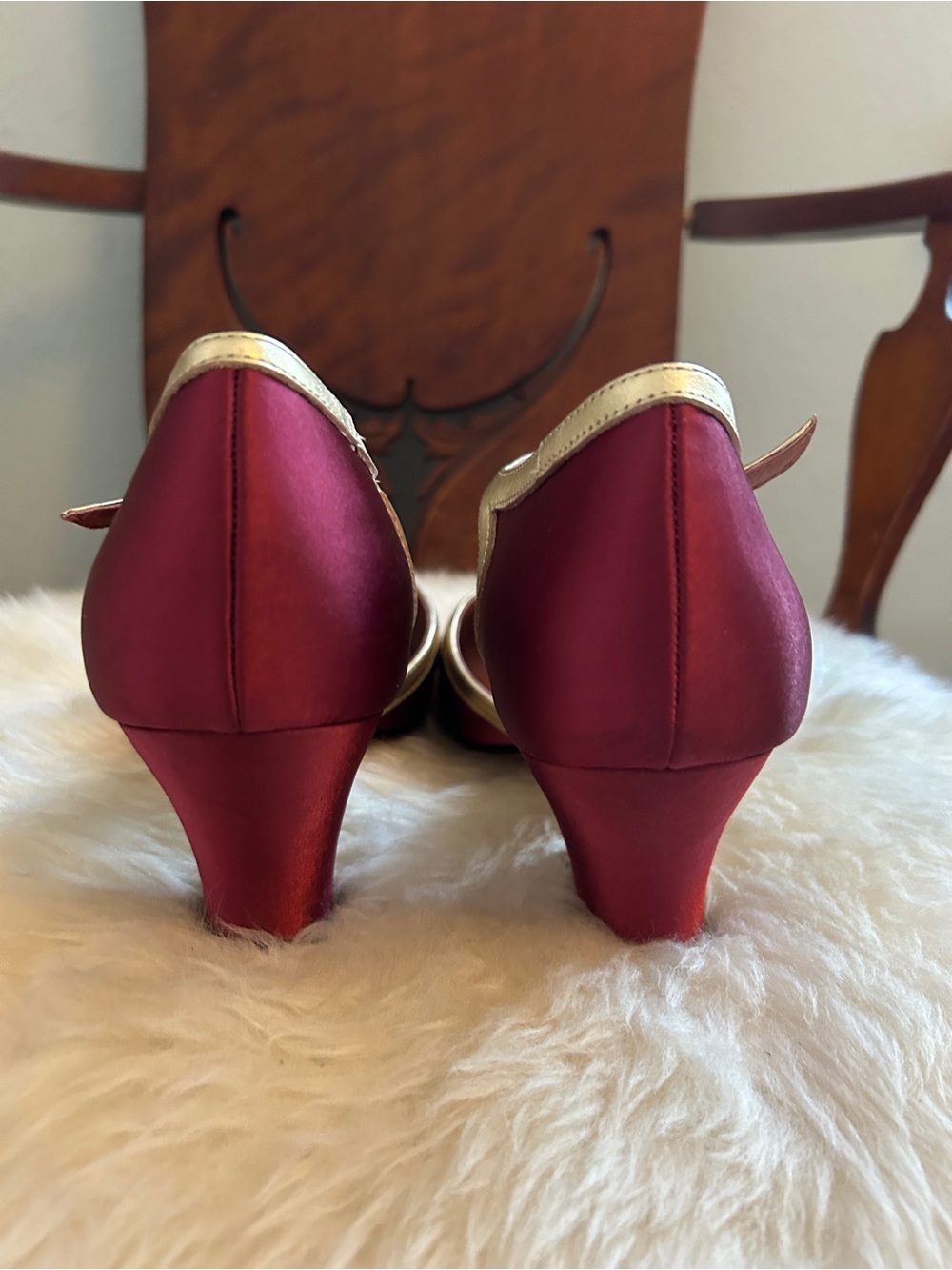 American Duchess Lilith Gold and Burgundy Cutout T-Strap Heels 9.5 - Picture 7 of 8